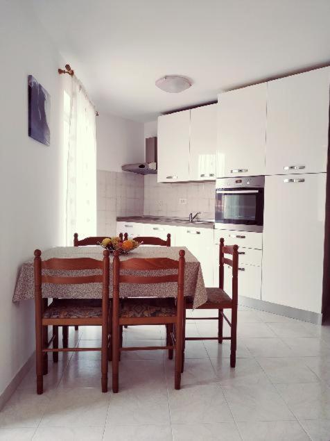 Apartmani Ines Рабац Екстериор снимка